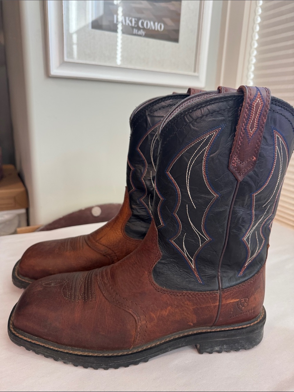Ariat work boots Men’s 9EE Brown Leather Composite Square Toe Waterproof Western